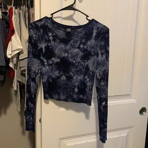 Wild Fable long sleeve crop top.